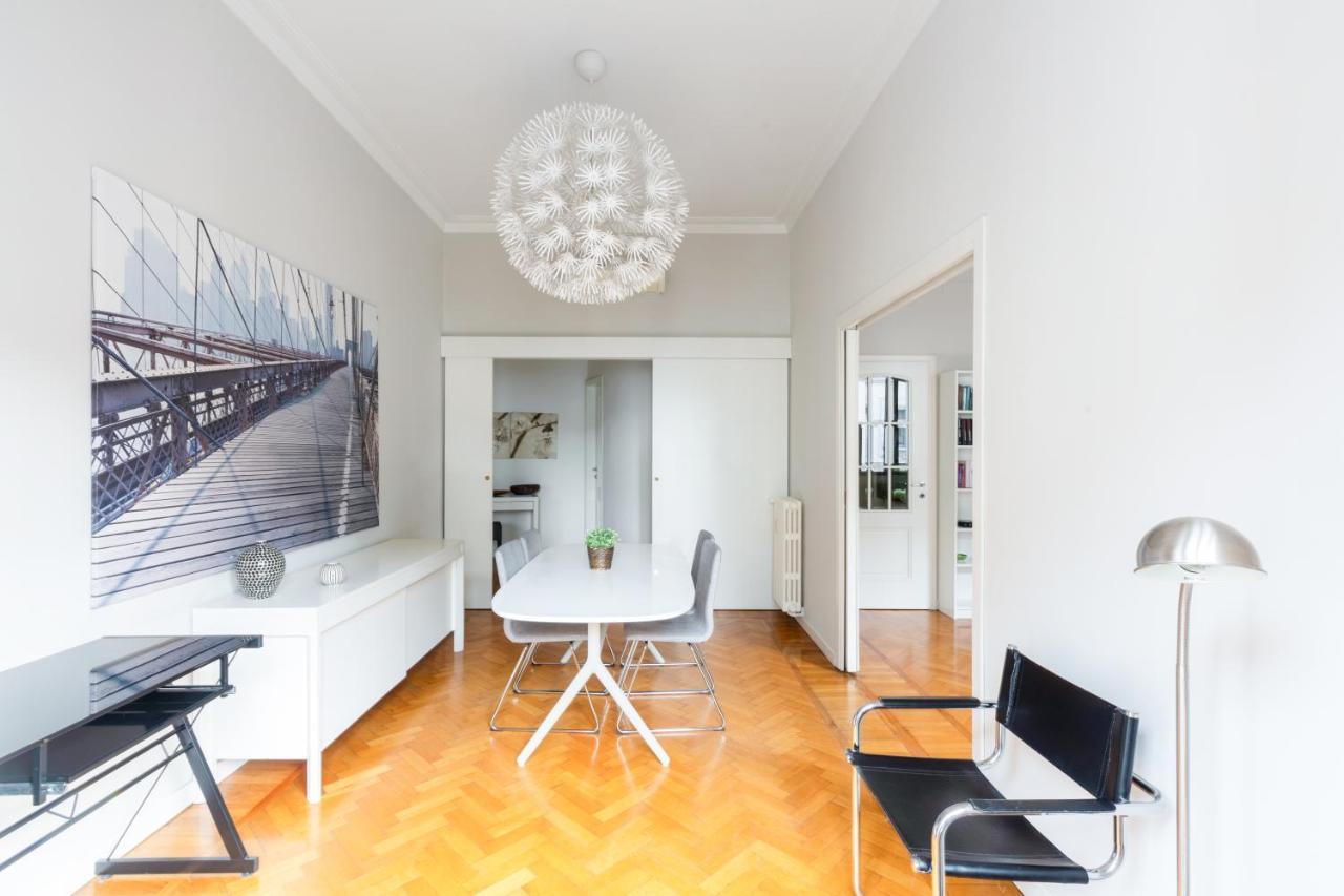 Spacious And Brilliant Apartment In Duomo By Easylife Milan Extérieur photo