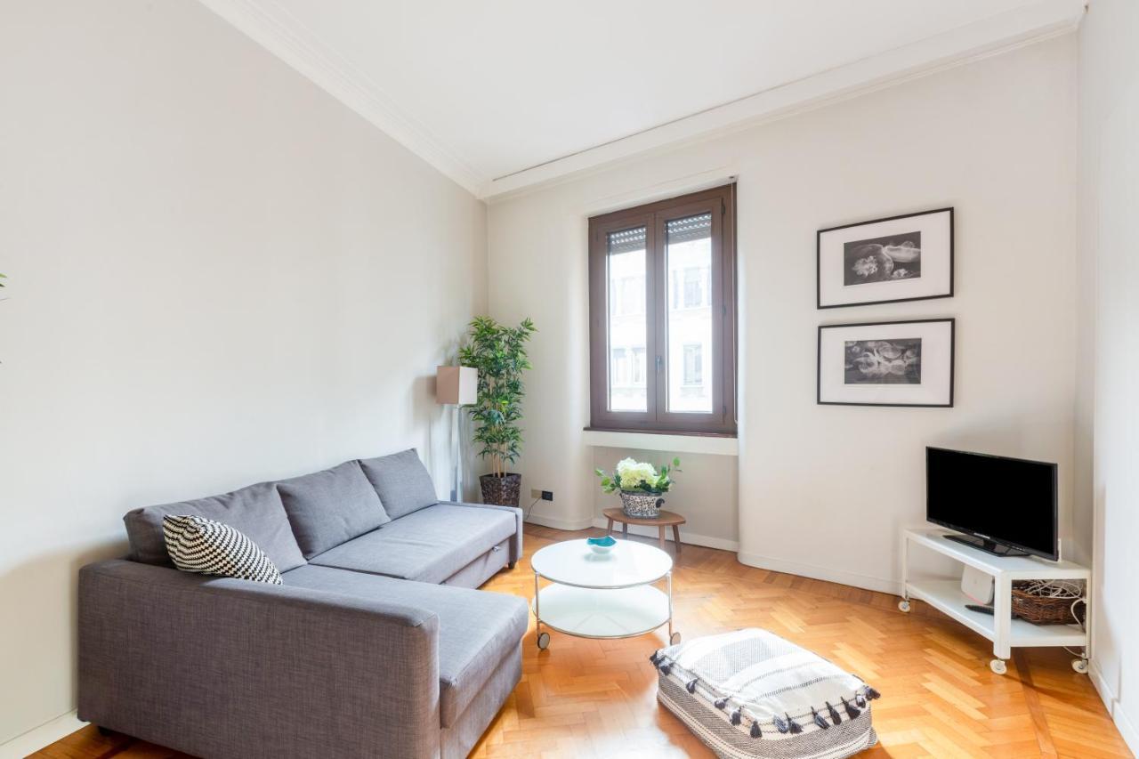 Spacious And Brilliant Apartment In Duomo By Easylife Milan Extérieur photo